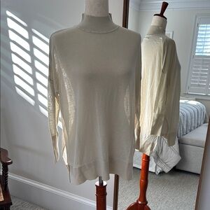 Chic Cream Turtleneck Sweater